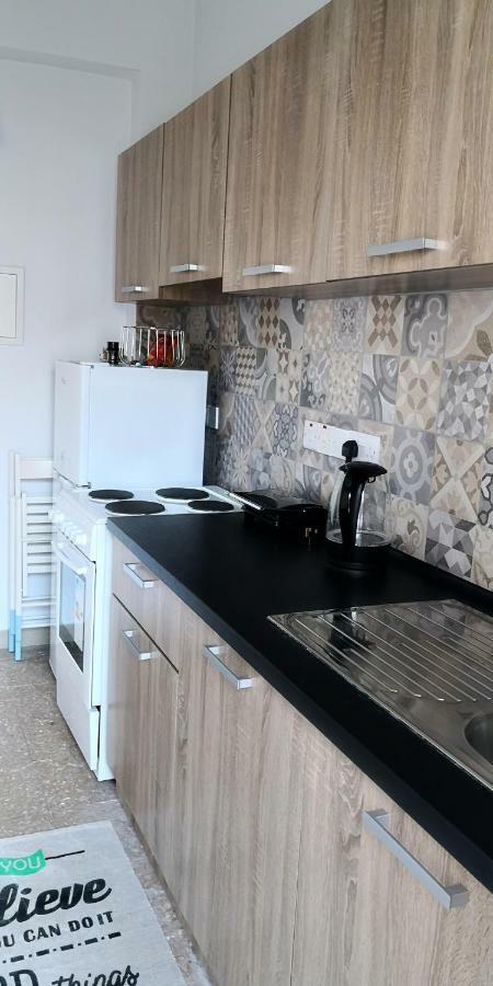דירות Cozy Getaway In ניקוסיה מראה חיצוני תמונה
